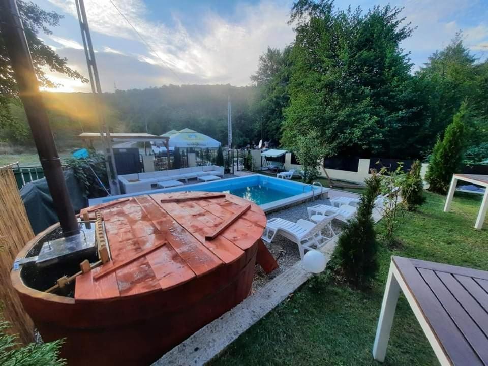 Casa De Vacanta Emd Ieşelniţa Dış mekan fotoğraf