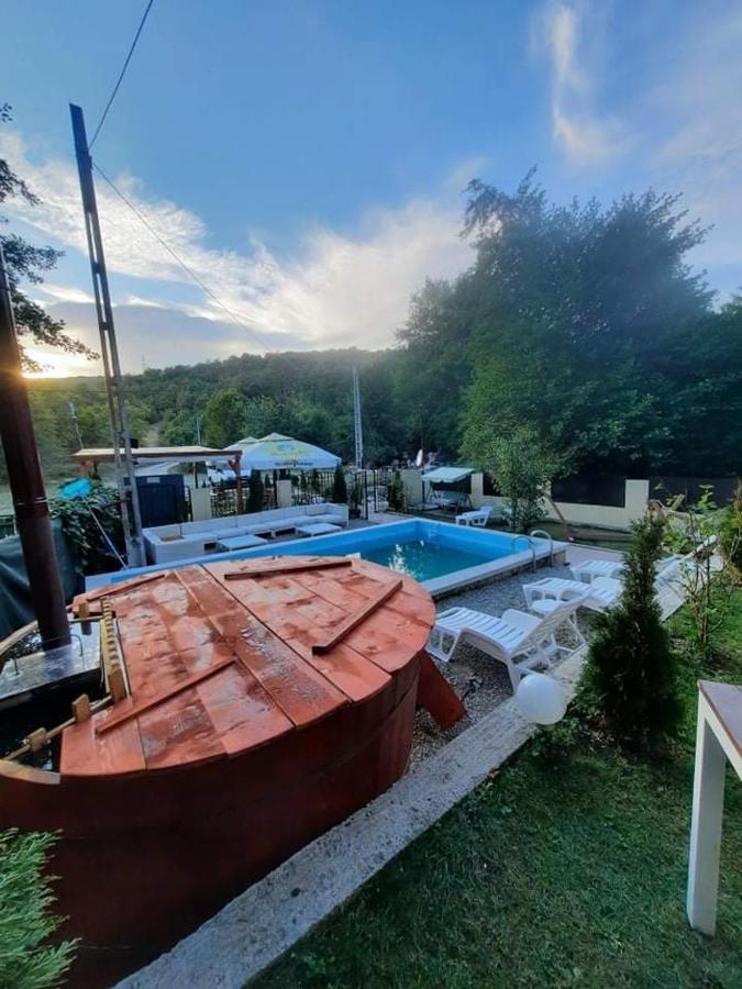 Casa De Vacanta Emd Ieşelniţa Dış mekan fotoğraf