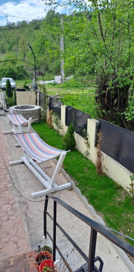 Casa De Vacanta Emd Ieşelniţa Dış mekan fotoğraf