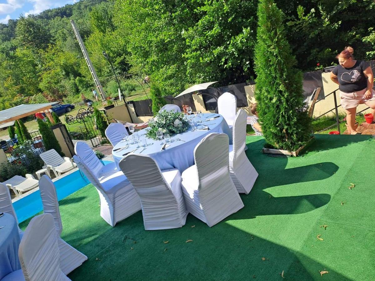 Casa De Vacanta Emd Ieşelniţa Dış mekan fotoğraf